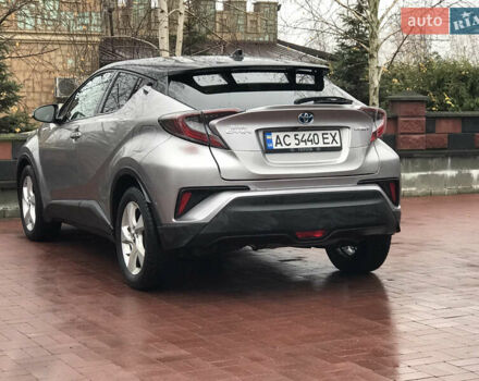Серый Тойота C-HR, объемом двигателя 1.8 л и пробегом 69 тыс. км за 20700 $, фото 9 на Automoto.ua