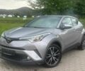 Серый Тойота C-HR, объемом двигателя 1.2 л и пробегом 112 тыс. км за 12800 $, фото 1 на Automoto.ua