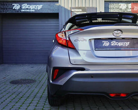 Серый Тойота C-HR, объемом двигателя 1.2 л и пробегом 89 тыс. км за 18500 $, фото 16 на Automoto.ua