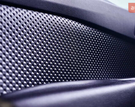 Серый Тойота C-HR, объемом двигателя 1.2 л и пробегом 89 тыс. км за 18500 $, фото 34 на Automoto.ua