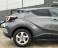 Сірий Тойота C-HR, об'ємом двигуна 1.2 л та пробігом 108 тис. км за 19290 $, фото 8 на Automoto.ua
