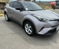 Серый Тойота C-HR, объемом двигателя 1.2 л и пробегом 50 тыс. км за 22000 $, фото 3 на Automoto.ua