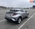 Серый Тойота C-HR, объемом двигателя 1.2 л и пробегом 55 тыс. км за 23200 $, фото 12 на Automoto.ua