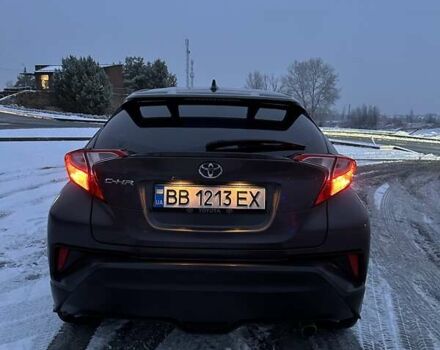 Сірий Тойота C-HR, об'ємом двигуна 1.99 л та пробігом 105 тис. км за 18000 $, фото 6 на Automoto.ua