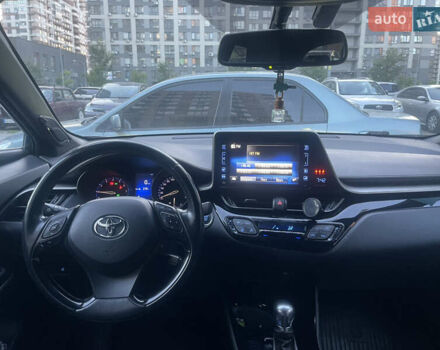 Сірий Тойота C-HR, об'ємом двигуна 1.2 л та пробігом 76 тис. км за 22000 $, фото 8 на Automoto.ua