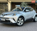 Серый Тойота C-HR, объемом двигателя 1.8 л и пробегом 90 тыс. км за 19999 $, фото 7 на Automoto.ua