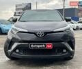 Серый Тойота C-HR, объемом двигателя 1.2 л и пробегом 108 тыс. км за 19290 $, фото 1 на Automoto.ua
