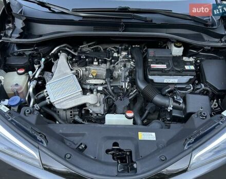 Серый Тойота C-HR, объемом двигателя 1.2 л и пробегом 112 тыс. км за 16800 $, фото 18 на Automoto.ua