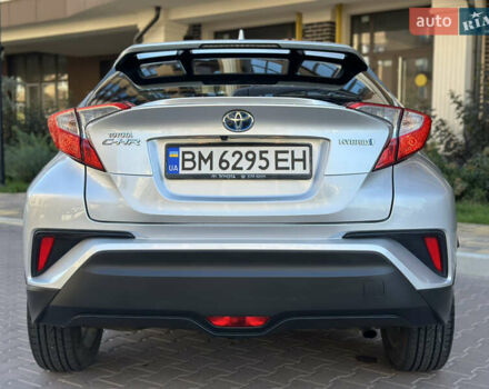 Серый Тойота C-HR, объемом двигателя 1.8 л и пробегом 90 тыс. км за 19999 $, фото 16 на Automoto.ua