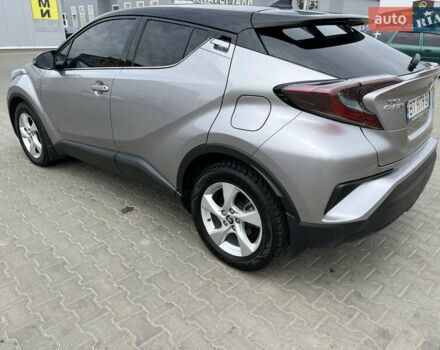 Серый Тойота C-HR, объемом двигателя 1.2 л и пробегом 50 тыс. км за 22000 $, фото 7 на Automoto.ua