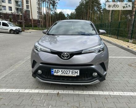 Сірий Тойота C-HR, об'ємом двигуна 1.2 л та пробігом 39 тис. км за 21900 $, фото 5 на Automoto.ua