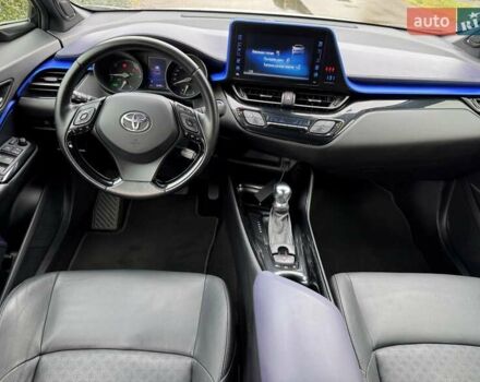 Сірий Тойота C-HR, об'ємом двигуна 1.8 л та пробігом 90 тис. км за 23400 $, фото 25 на Automoto.ua