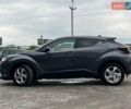Серый Тойота C-HR, объемом двигателя 1.2 л и пробегом 108 тыс. км за 19290 $, фото 3 на Automoto.ua