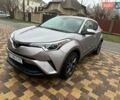Серый Тойота C-HR, объемом двигателя 1.99 л и пробегом 94 тыс. км за 16200 $, фото 1 на Automoto.ua