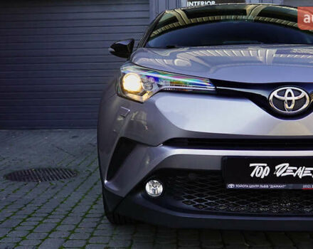 Серый Тойота C-HR, объемом двигателя 1.2 л и пробегом 89 тыс. км за 18500 $, фото 5 на Automoto.ua