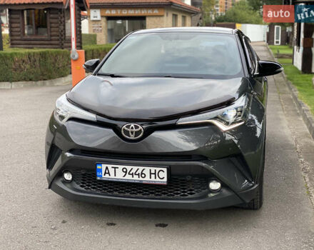 Серый Тойота C-HR, объемом двигателя 1.2 л и пробегом 64 тыс. км за 21450 $, фото 47 на Automoto.ua