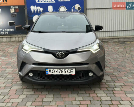 Сірий Тойота C-HR, об'ємом двигуна 1.2 л та пробігом 102 тис. км за 20800 $, фото 1 на Automoto.ua