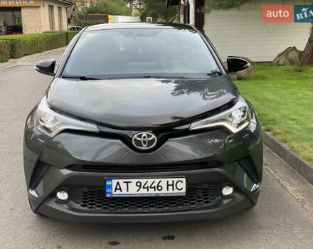 Серый Тойота C-HR, объемом двигателя 1.2 л и пробегом 64 тыс. км за 21450 $, фото 65 на Automoto.ua