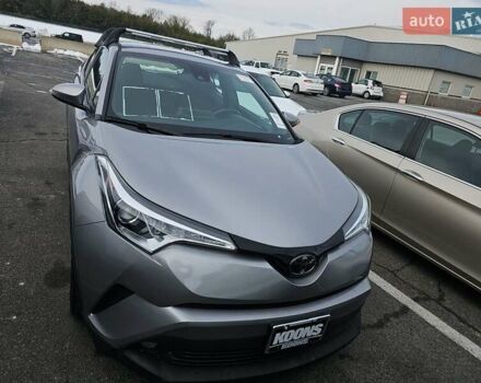 Сірий Тойота C-HR, об'ємом двигуна 2 л та пробігом 98 тис. км за 11500 $, фото 1 на Automoto.ua