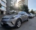 Серый Тойота C-HR, объемом двигателя 1.2 л и пробегом 94 тыс. км за 21000 $, фото 11 на Automoto.ua
