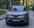 Серый Тойота C-HR, объемом двигателя 1.99 л и пробегом 171 тыс. км за 19000 $, фото 11 на Automoto.ua