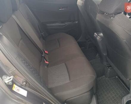 Серый Тойота C-HR, объемом двигателя 1.99 л и пробегом 150 тыс. км за 16385 $, фото 6 на Automoto.ua