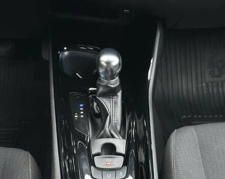 Сірий Тойота C-HR, об'ємом двигуна 1.2 л та пробігом 102 тис. км за 20800 $, фото 23 на Automoto.ua