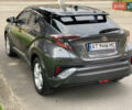 Серый Тойота C-HR, объемом двигателя 1.2 л и пробегом 64 тыс. км за 21450 $, фото 17 на Automoto.ua