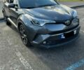 Серый Тойота C-HR, объемом двигателя 2 л и пробегом 75 тыс. км за 20000 $, фото 1 на Automoto.ua