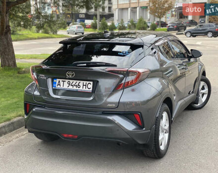 Серый Тойота C-HR, объемом двигателя 1.2 л и пробегом 64 тыс. км за 21450 $, фото 20 на Automoto.ua