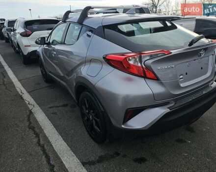 Сірий Тойота C-HR, об'ємом двигуна 2 л та пробігом 98 тис. км за 11500 $, фото 3 на Automoto.ua