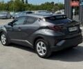 Серый Тойота C-HR, объемом двигателя 1.8 л и пробегом 70 тыс. км за 22999 $, фото 8 на Automoto.ua