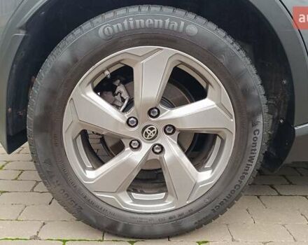 Серый Тойота C-HR, объемом двигателя 1.99 л и пробегом 150 тыс. км за 16385 $, фото 16 на Automoto.ua