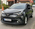 Серый Тойота C-HR, объемом двигателя 1.2 л и пробегом 64 тыс. км за 21450 $, фото 60 на Automoto.ua
