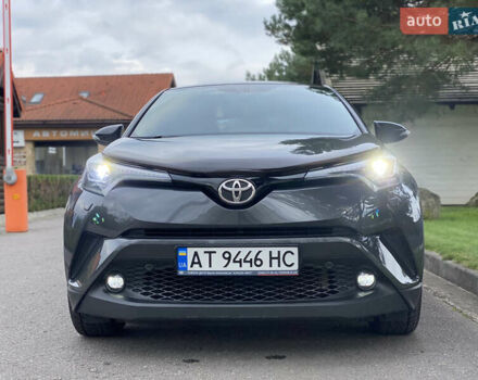 Серый Тойота C-HR, объемом двигателя 1.2 л и пробегом 64 тыс. км за 21450 $, фото 64 на Automoto.ua