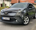 Серый Тойота C-HR, объемом двигателя 1.2 л и пробегом 64 тыс. км за 21450 $, фото 6 на Automoto.ua