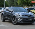 Серый Тойота C-HR, объемом двигателя 1.99 л и пробегом 138 тыс. км за 17900 $, фото 1 на Automoto.ua