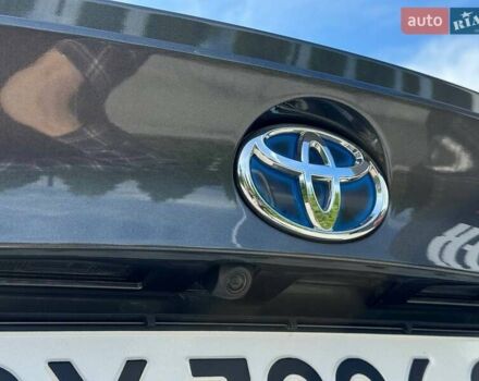 Серый Тойота C-HR, объемом двигателя 1.8 л и пробегом 70 тыс. км за 22999 $, фото 16 на Automoto.ua