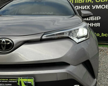 Сірий Тойота C-HR, об'ємом двигуна 1.99 л та пробігом 53 тис. км за 21000 $, фото 9 на Automoto.ua