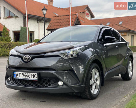 Серый Тойота C-HR, объемом двигателя 1.2 л и пробегом 64 тыс. км за 21450 $, фото 59 на Automoto.ua