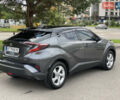 Серый Тойота C-HR, объемом двигателя 1.2 л и пробегом 64 тыс. км за 21450 $, фото 51 на Automoto.ua