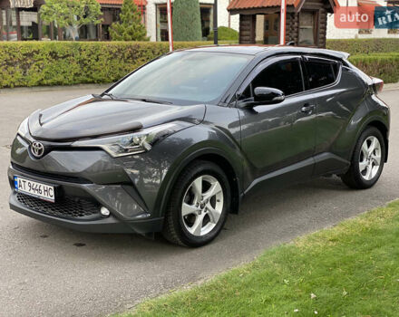 Серый Тойота C-HR, объемом двигателя 1.2 л и пробегом 64 тыс. км за 21450 $, фото 57 на Automoto.ua