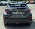 Серый Тойота C-HR, объемом двигателя 1.8 л и пробегом 70 тыс. км за 22999 $, фото 9 на Automoto.ua