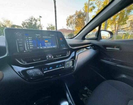 Сірий Тойота C-HR, об'ємом двигуна 0 л та пробігом 53 тис. км за 5800 $, фото 10 на Automoto.ua