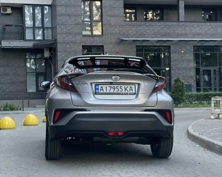Серый Тойота C-HR, объемом двигателя 1.99 л и пробегом 171 тыс. км за 19000 $, фото 8 на Automoto.ua