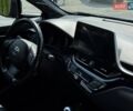 Серый Тойота C-HR, объемом двигателя 1.8 л и пробегом 70 тыс. км за 23500 $, фото 36 на Automoto.ua