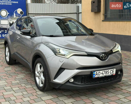 Сірий Тойота C-HR, об'ємом двигуна 1.2 л та пробігом 102 тис. км за 20800 $, фото 2 на Automoto.ua