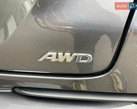 Серый Тойота C-HR, объемом двигателя 1.2 л и пробегом 64 тыс. км за 21450 $, фото 30 на Automoto.ua