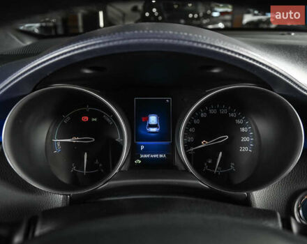 Серый Тойота C-HR, объемом двигателя 1.8 л и пробегом 84 тыс. км за 22999 $, фото 19 на Automoto.ua