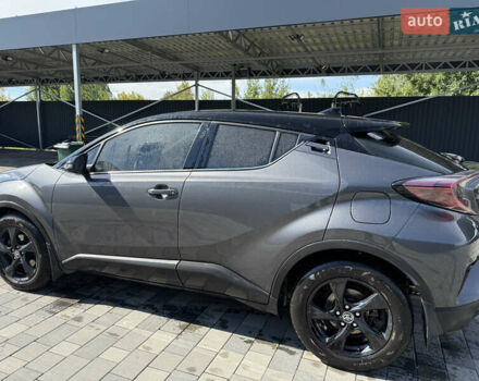 Сірий Тойота C-HR, об'ємом двигуна 1.99 л та пробігом 50 тис. км за 23000 $, фото 4 на Automoto.ua